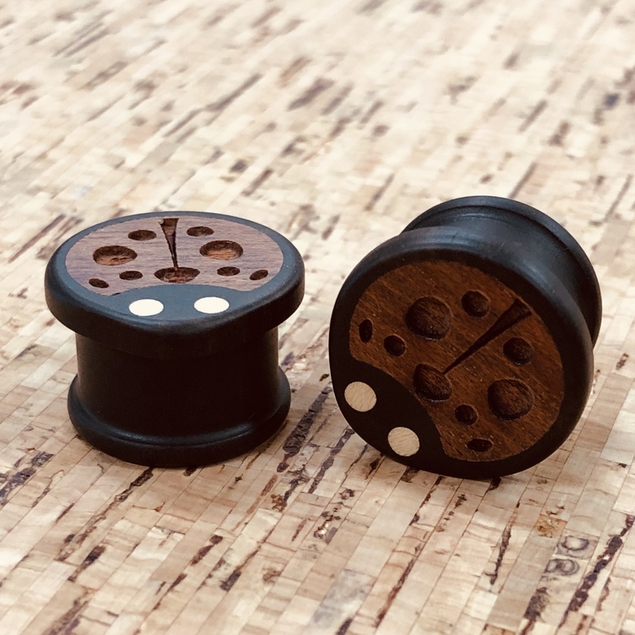 16mm Ladybird Plugs