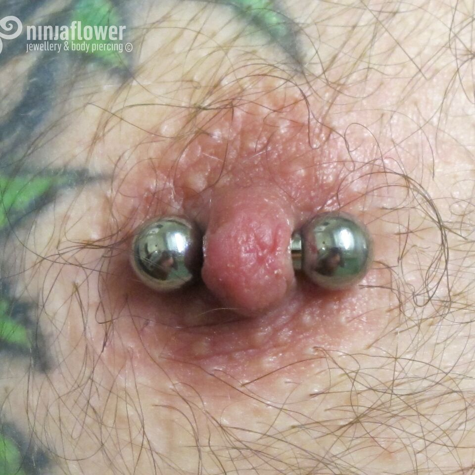 10g (2.5mm) Nipple Piercing