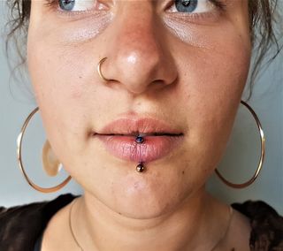 14gauge vertical labret