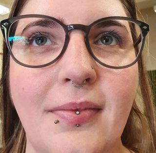 14gauge vertical labret