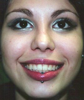 14gauge vertical labret