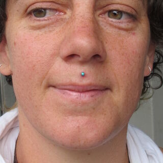PHILTRUM PIERCING